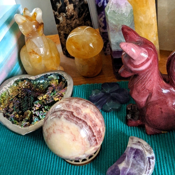 Brownie's Crystal SALE 💎 HELPING OFFSET VET Bills 1year anniversary SHOW - Picture 7 of 13